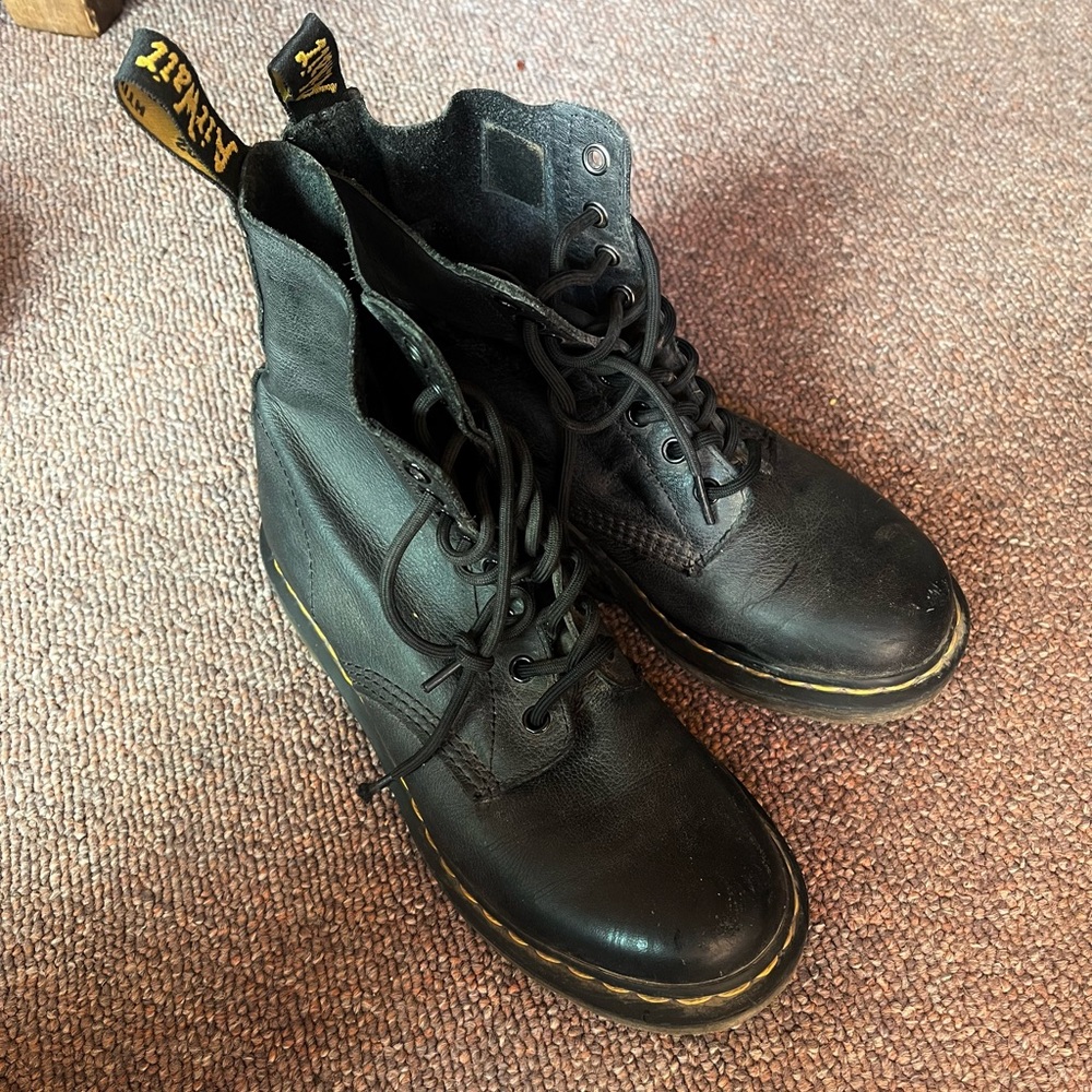 Doc Marten Original 1460 Black boots Size 8